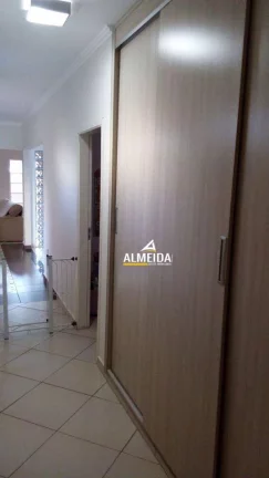 Imagem Casa com 3 dormitórios à venda, 229 m² por R$ 950.000,00 - Vila Paulista - Rio Claro/SP