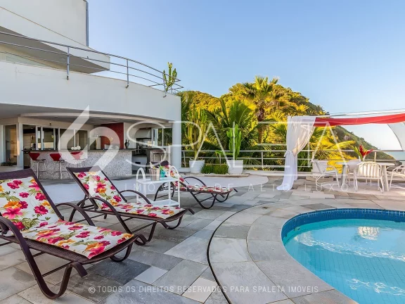 Imagem Belíssima mansão mobiliada com 10 suítes e vista para o mar à venda na Praia do Pernambuco no Guarujá