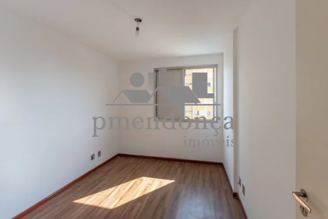 Imagem Apartamento em Pinheiros com 92m², 3 quartos (1sui­te) e 2 vagas fixas.