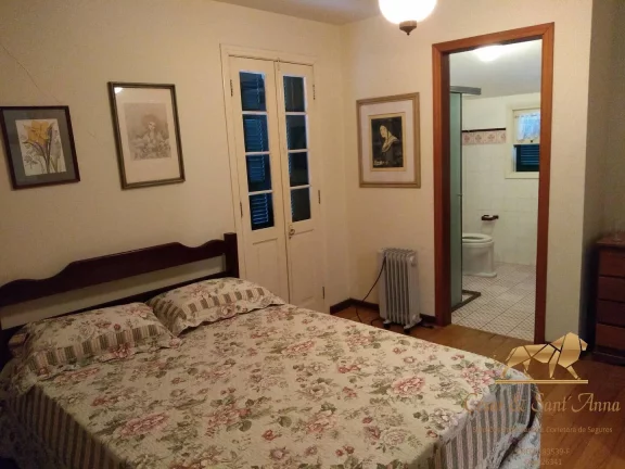 Imagem Casa a 100m da praça do Capivari para até 25 pessoas