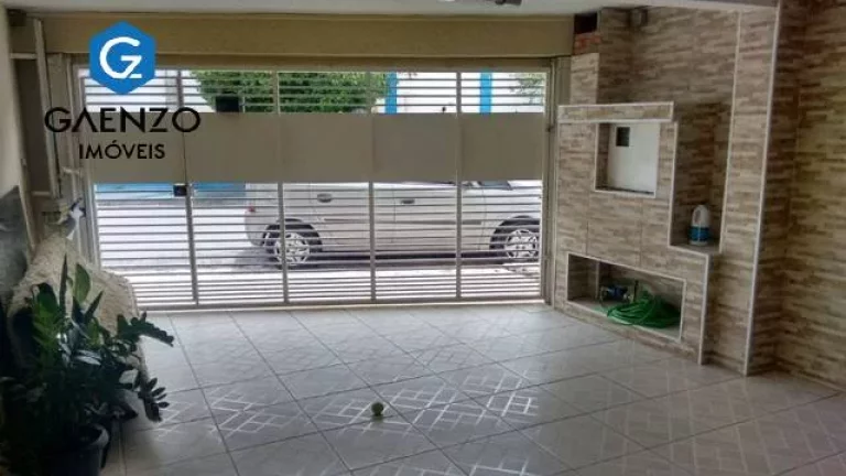 Imagem Sobrado a venda, 3 dormitórios (2 suítes), 4 vagas, Jd das Flores