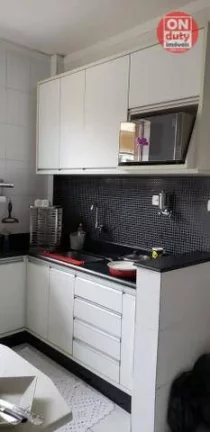 Imagem Apartamento com 2 dormitórios à venda, 80 m² por R$ 325.000,00 - Macuco - Santos/SP