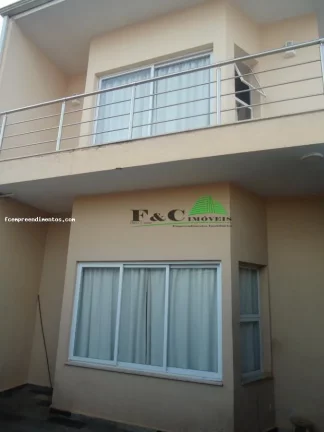 Imagem Casa para Venda em Iracemápolis, Centro, 4 dormitórios, 1 suíte, 3 banheiros, 5 vagas
