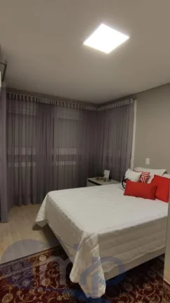 Imagem Apartamento á venda com 4 dormitórios no Predial em Torres/RS