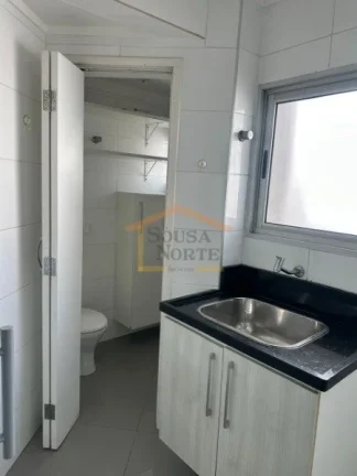 Imagem Apartamento de 68m² com 3 dormitórios, sendo 1 utilizado como escritório, 2 banheiros, sala dois ...