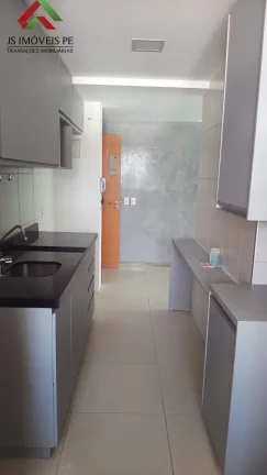Imagem Apartamento à venda em Recife-PE: 3 quartos, 1 suíte, 2 salas, 3 banheiros, 2 vagas de garagem, 81,51 m² na Boa Viagem!