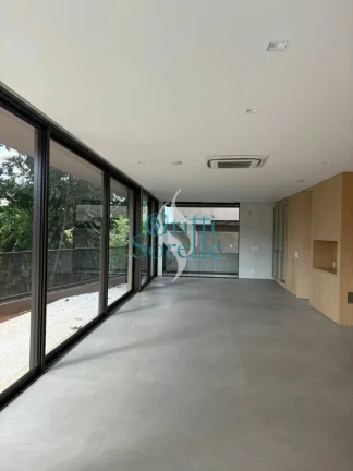 Imagem Casa em Condomínio na Cidade Jardim - São Paulo/SP.