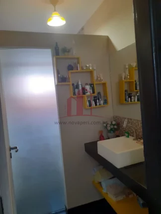 Imagem Impecável casa à venda no Centro de Franco da Rocha-SP: 2 quartos, 1 suíte, 3 salas, 2 banheiros, 2 vagas, 238 m².