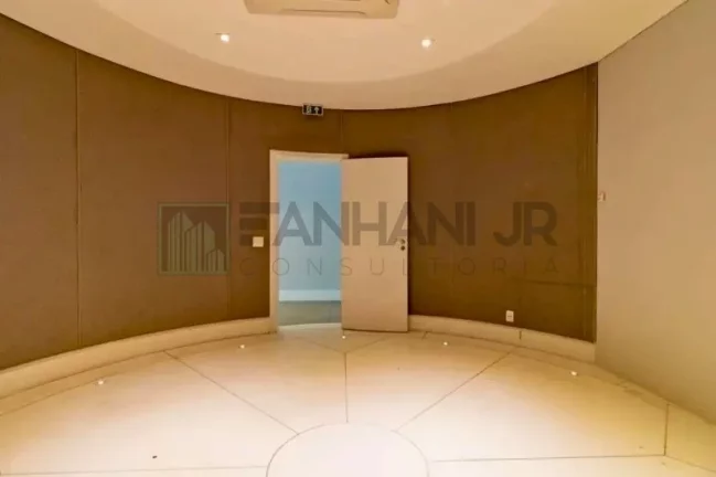 Imagem Excelente oportunidade de locação de casa comercial no Jardim América, São Paulo-SP: 5 salas, 8 banheiros, 1000m² de área!