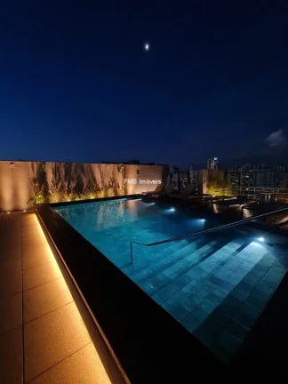 Imagem Apartamento de luxo em Moema: 3 quartos, 3 suítes, 1 sala, 2 vagas de garagem e 149,00m² de área - São Paulo-SP.