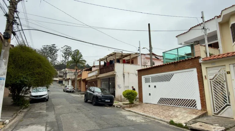 Imagem Sobrado com 2 Suítes e Espaço Gourmet Próximo ao Parque do Carmo – Zona Leste

Excelente sobrad...