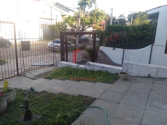 Imagem Casa com 4 Quartos à Venda, 308 m² em Chácara Das Pedras - Porto Alegre