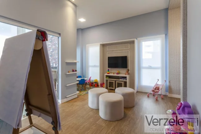 Imagem Apartamento 4 ou + dormitórios para Venda em Balneário Camboriú / SC no bairro Centro