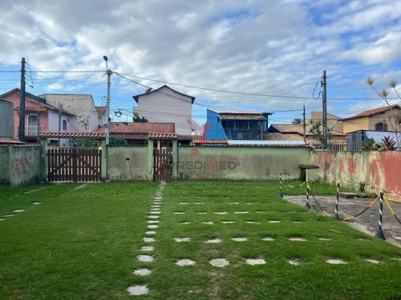Apartamento à venda em Iguaba Grande, a apenas 100m da Lagoa e próximo à Praia dos Ubás