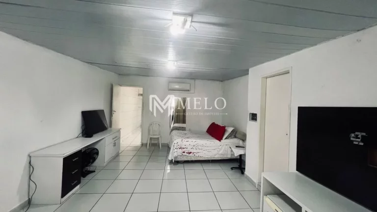 Imagem Oportunidade em CASA FORTE:246m², 05qts, 01 vaga -A VISTA.