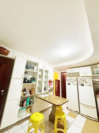 Imagem Casa para Venda em Natal, Capim Macio, 4 dormitórios, 4 suítes, 5 banheiros, 5 vagas