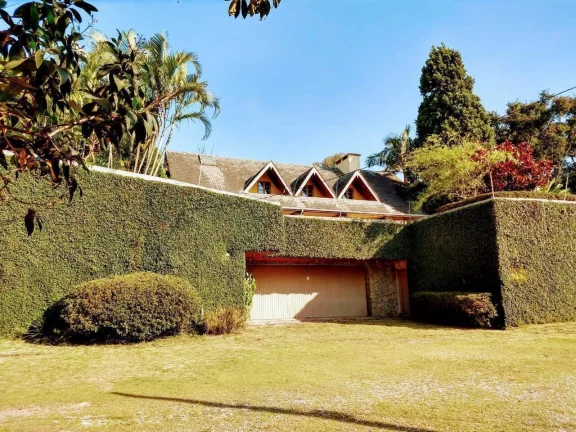 Imagem Casa em Bolsão com 4 dormitórios à venda, 350 m² - Gramado - Cotia/SP