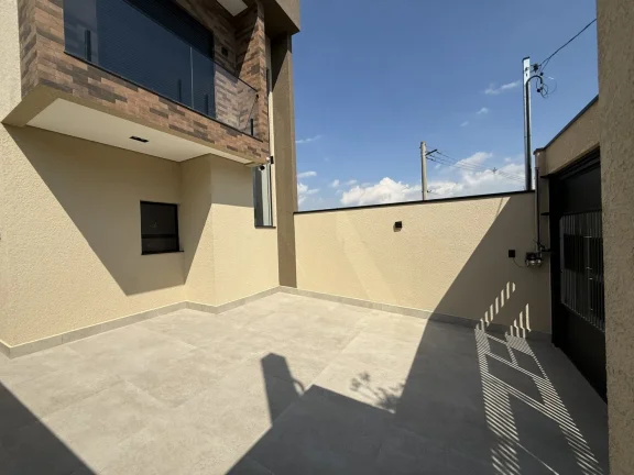 Imagem Casa Alto Padrão com Piscina e Salão, Nova Jaguari SP