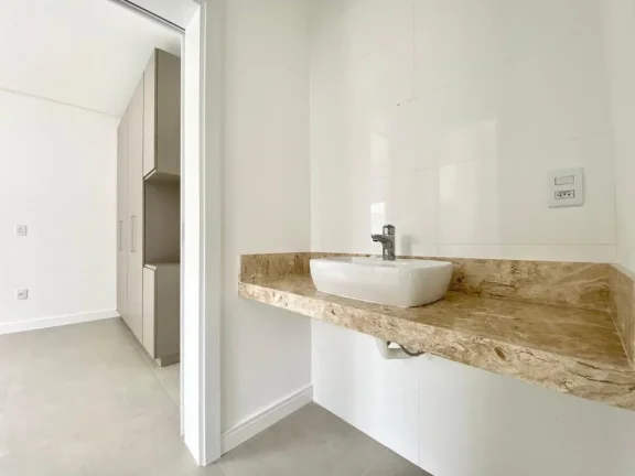 Imagem Casa em Condominio 3 Dormitórios - Bairro Dubai