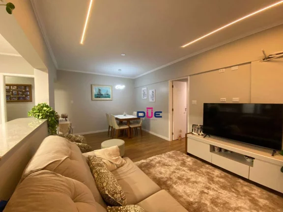Imagem Amplo apartamento no Embaré com 2 dormitórios, suíte, dependência completa e 1 vaga demarcada
