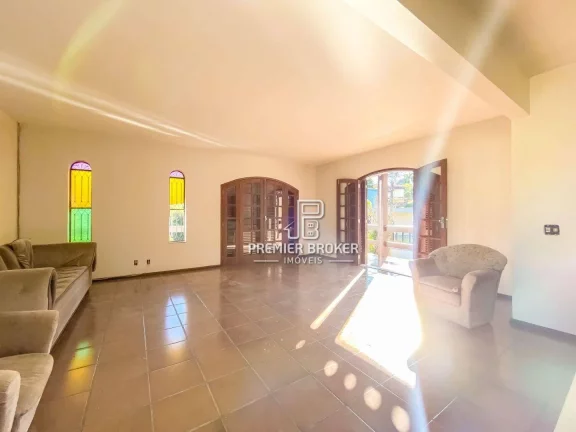 Imagem Casa à venda, 196 m² por R$ 950.000,00 - Golfe - Teresópolis/RJ