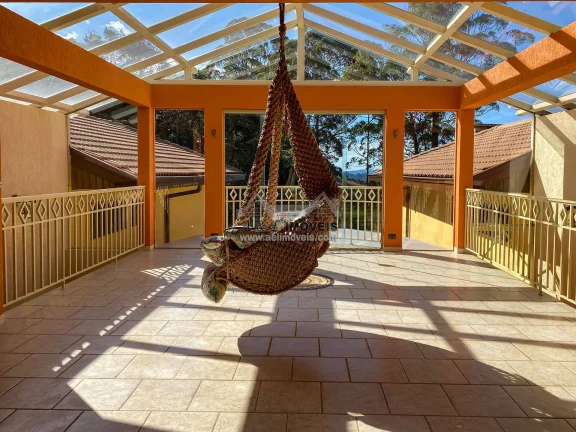 Imagem Casa à venda em Campos do Jordão – Linda casa com 7 suítes