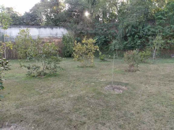 Imagem Descubra o privilégio de viver em uma verdadeira mansão duplex no exclusivo Condomínio Belvedere, em Esmeraldas! Com impressionantes 850m² de área útil, esta residência foi projetada para proporcionar