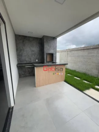 Imagem Casa com 3 dormitórios à venda, 137 m² por R$ 950.000,00 - Vila Sao Pedro - São Pedro da Aldeia/RJ