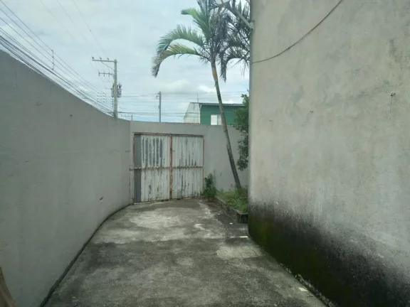 Imagem Sobrado com 3 dormitórios à venda, 133 m² por R$ 320.000,00 - Jardim Dona Benta - Suzano/SP