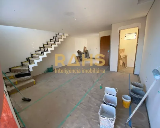 Imagem Ótimo sobrado geminado de esquina em fase final de acabamentos, localizado no bairro Aventureiro em...