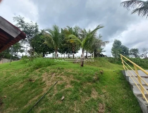 Imagem Terreno com Vista Espetacular para a Natureza – Ideal para Construir, com Topografia Levemente Inclinada e Área Verde Exuberante! Oportunidade Única!