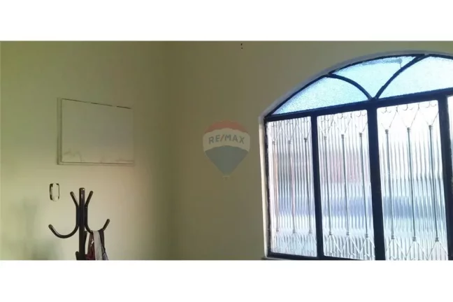 Imagem Imóvel amplo bem localizado no centro comercial ao lado do Shopping Partage