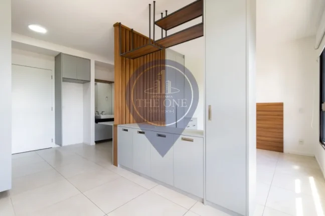 Imagem Apartamento à venda em Cerqueira César, São Paulo-SP: 1 quarto, 2 salas, 1 banheiro, 1 vaga, 44m² de área. Venha conferir!
