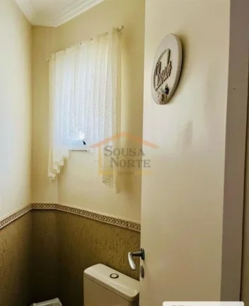 Imagem Casa em Condomínio Fechado, local alto, vista privilegiada para a Serra da Cantareira.
São 3 dormi...