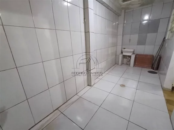 Imagem Casa Geminada 2 Quartos no Ocian, Praia Grande - Conforto e Segurança