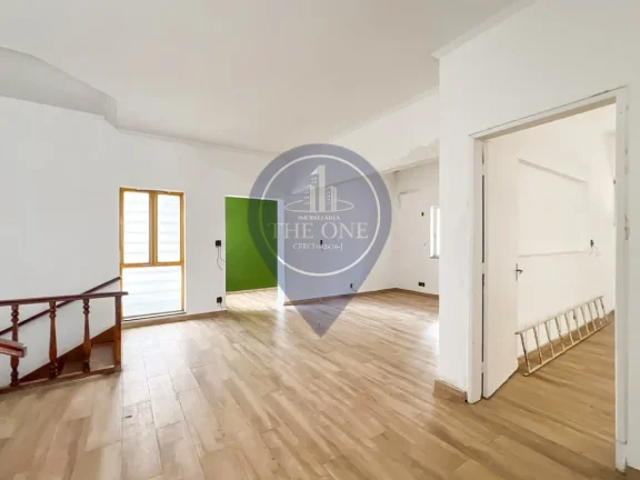 Imagem Casa Comercial à Venda em Perdizes: 12 Salas, 6 Banheiros, 3 Vagas de Garagem e 482m² de Área em São Paulo-SP!