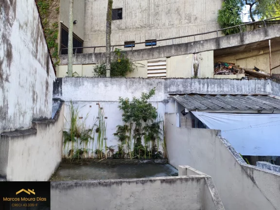 Imagem Casa Sobrado próxima a Estação de Metrô Vila Madalena com 2 Dormitórios e 2 Vagas