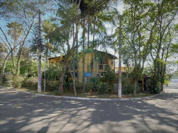 Imagem Casa em Condomínio a Venda no bairro Granja Viana - Cotia, SP