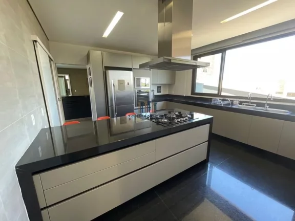 Imagem Excelente casa alto padrão mobiliada com piscina e spa, 3 suítes em Alphaville V