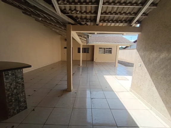 Imagem Casa De 3/4 Sendo Duas Suites Sozinha No Lote No Jardim Paraiso Ao Lado Anel Viario