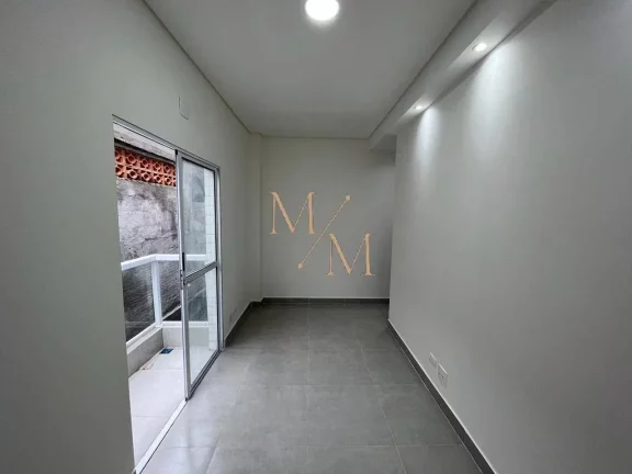 Imagem Casa tipo sobreposta alta duplex NOVA, 2 dormitórios, sacada, baixo custo.