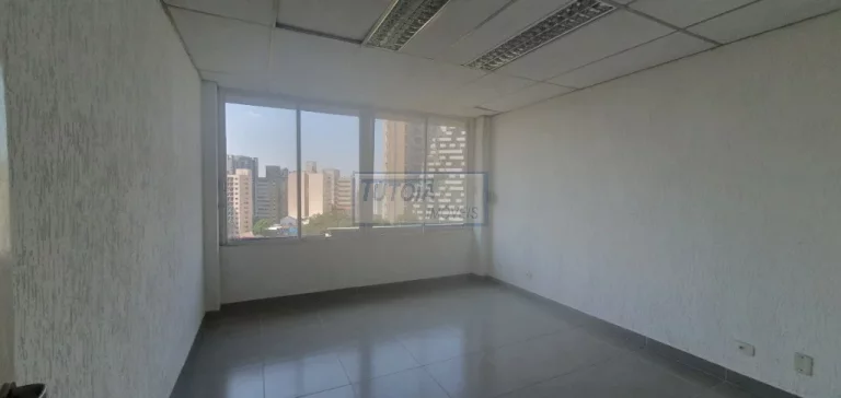 Imagem EXCELENTE CONJUNTO COMERCIAL PARA LOCAÇÃO NA RUA BERNARDINO DE CAMPOS