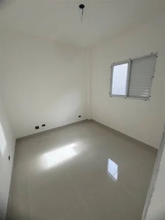 Imagem CASA COM 34.27 m² - BOQUEIRAO - PRAIA GRANDE SP
