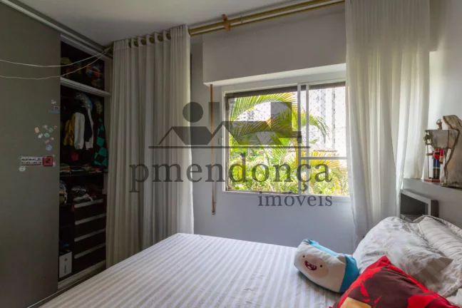 Imagem Apartamento na Rua Cardoso de Almeida com 3 quartos e 2 vagas, 140m²