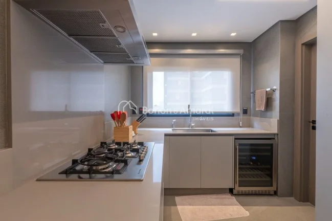 Imagem Este apartamento exclusivo no alto do Cambuí entrega sofisticação, conforto e tecnologia em cada ...