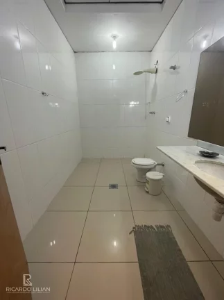 Imagem "Residência Exclusiva no Condomínio Flamboyant, Atibaia: 5 Suítes, Vista Deslumbrante e Oportunidade de Permuta!"
