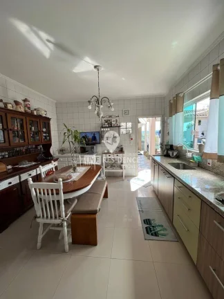Imagem Sobrado Espaçoso em Itatiba: 4 Dorms, Lazer Completo e Piscina! Financiável