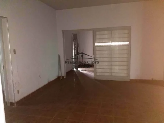 Imagem Casa à venda no bairro Centro - Lorena/SP