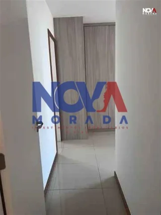 Imagem Descubra o prazer de viver a apenas uma quadra do mar em um apartamento que une conforto, segurança...