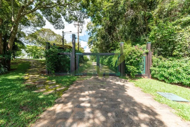 Imagem Propriedade Excepcional em Piracaia: Luxo e Natureza ao Seu Alcance